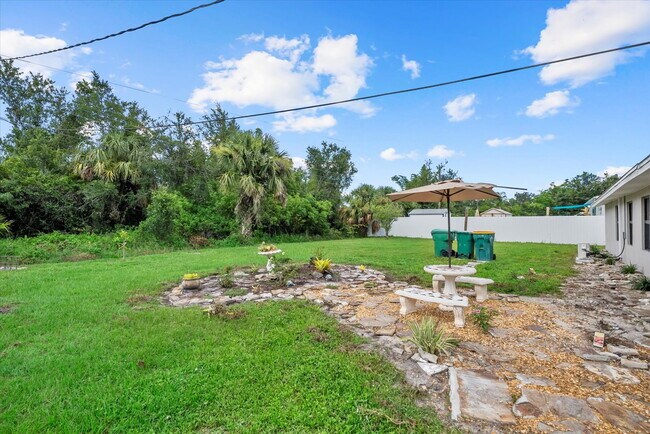 Building Photo - 3-Bedroom Punta Gorda Retreat with Marble Finishes & Stylish Furnishings!"