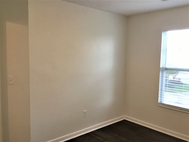 Building Photo - 5514 Windsor Ct