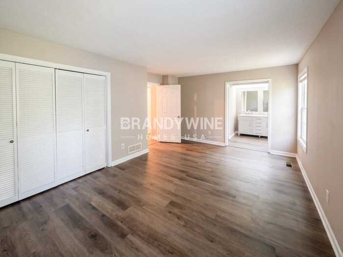 Building Photo - 1704 Hickory Grove Trail NW