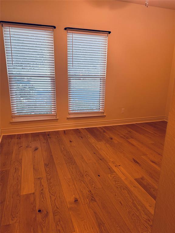 Building Photo - 3839 Dry Creek Dr