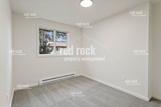 Building Photo - 4207 N Abbey Rd