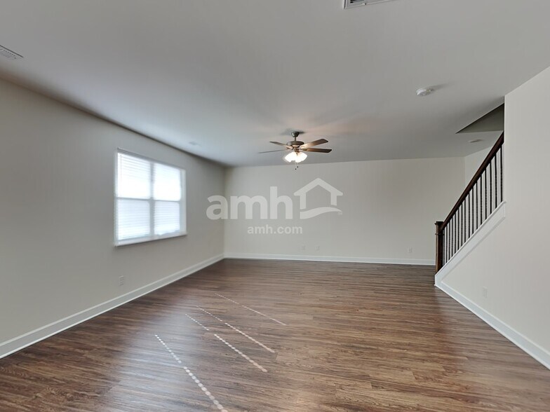 Building Photo - 816 Mary Beth Ct