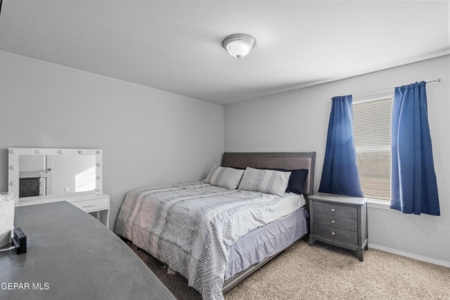Building Photo - 945 Villa Seca Dr