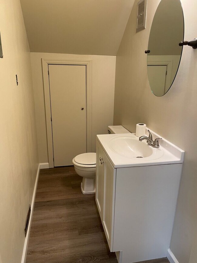 Building Photo - 9571 - 108/110 East Main St (MCPHEARSON BUILDING)