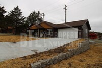 Building Photo - Beautiful 3 Bedroom / 2 Bath House