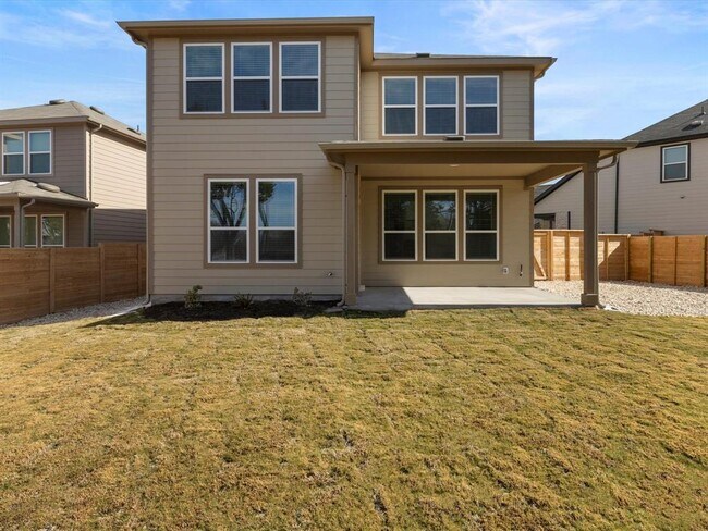 Building Photo - 633 Runnel Dr