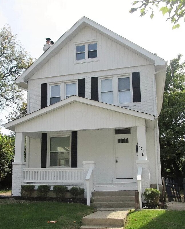 Building Photo - 131 Clinton St