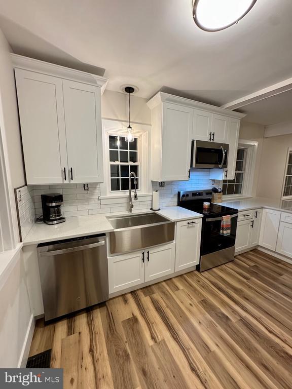 Building Photo - 927 Hamilton St