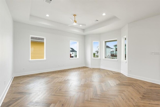 Building Photo - 23107 Miramar Dr