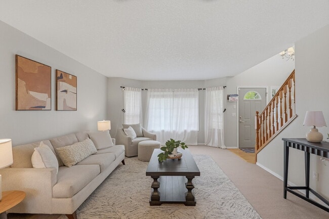 Building Photo - Elegant Executive Home in Desirable Camas – Minutes to SR-14, I-205 & Vancouver