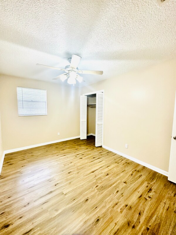 Building Photo - 261 Dillon Dr