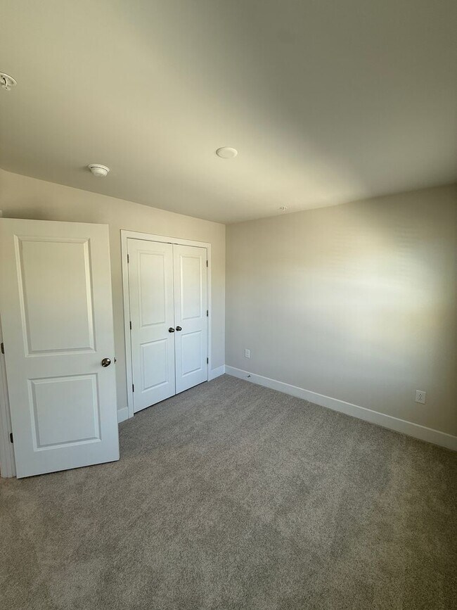 Building Photo - Modern Townhome with Golf Course Views & 2-Car Garage- Cambridge, MD
