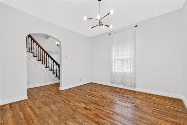 Building Photo - 5153 Cologne Ave