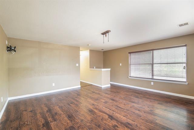 Building Photo - 1169 London Dr