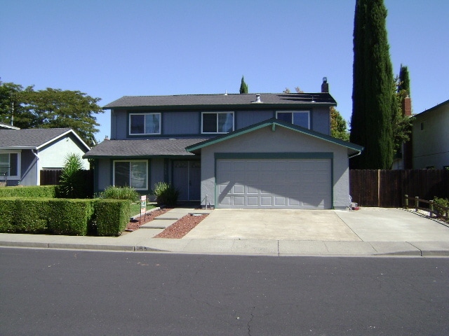 Primary Photo - 183 Clayton Cir