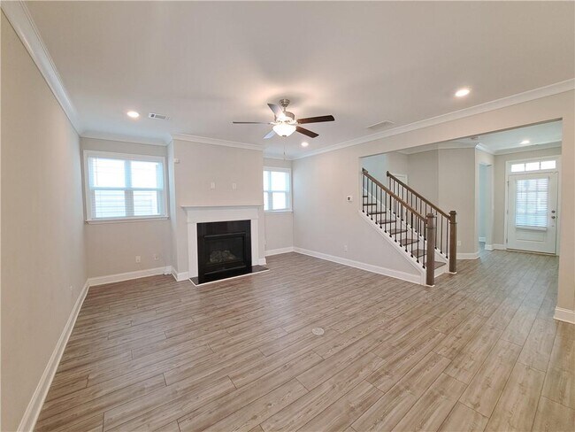 Building Photo - 637 Stan Hope Ln