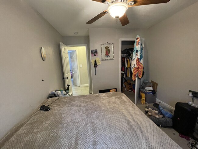 Building Photo - 208 Coventry St