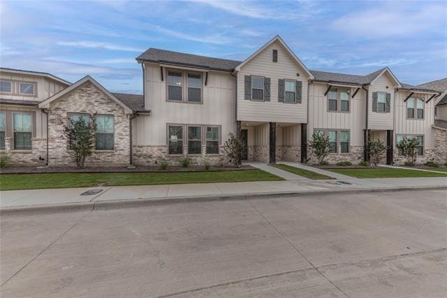 Building Photo - 9716 Thorncrown Ln