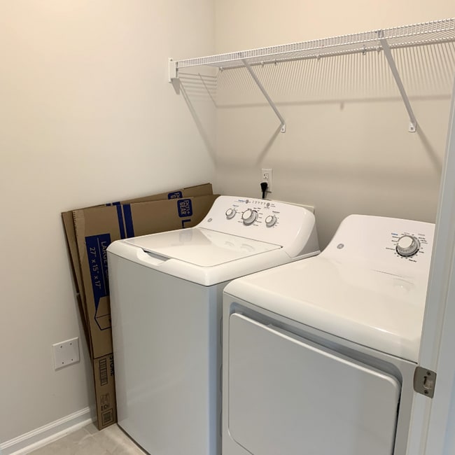 Building Photo - 246 Marauder Dr