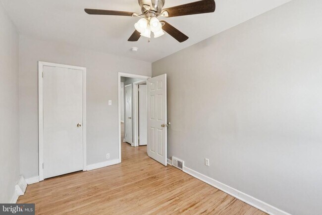 Building Photo - 7239 Haverford Ave