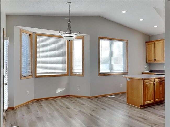 Building Photo - 1909 135th Ave NW