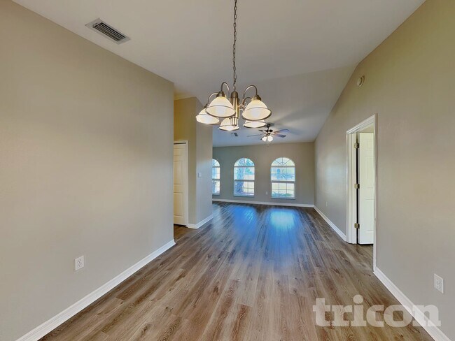 Building Photo - 26060 Concepcion Dr