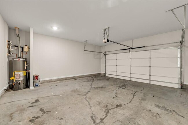 Building Photo - 1813 Westfall Lndg