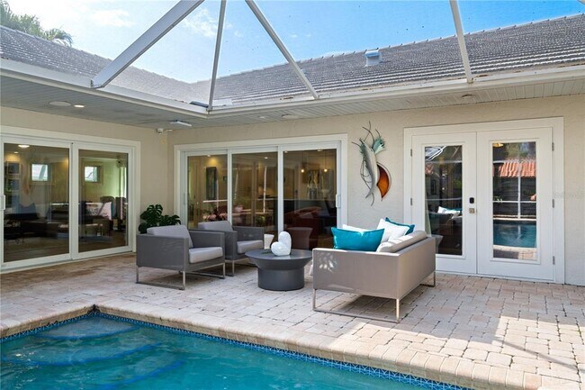 Building Photo - 606 Owl Way