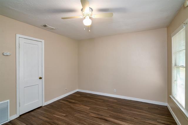 Building Photo - 6161 Brocks Ln