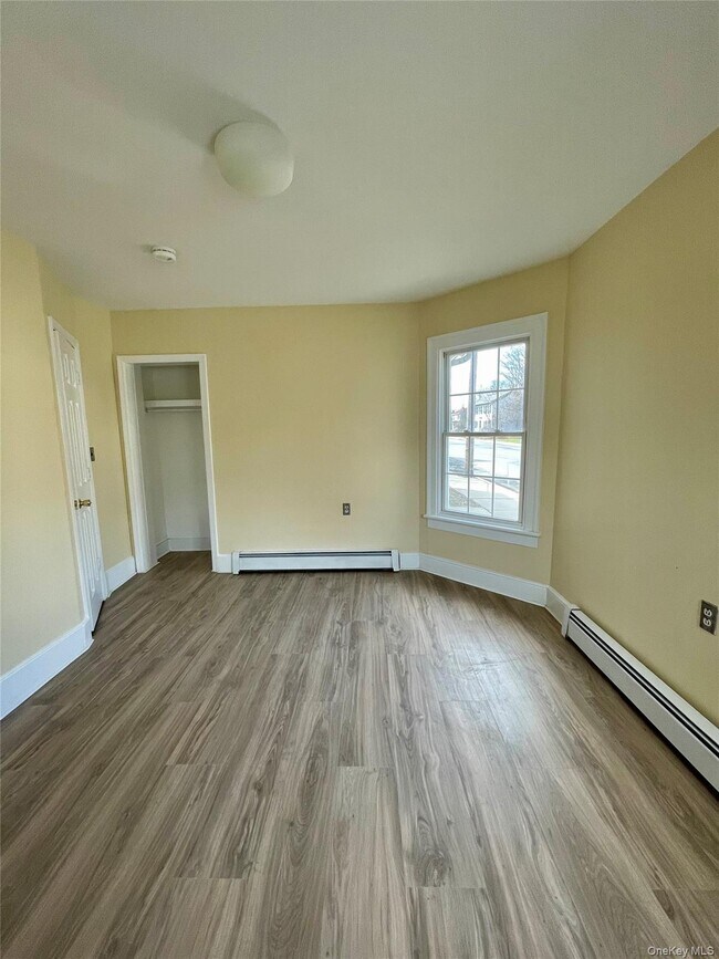 Building Photo - 46 E Market St