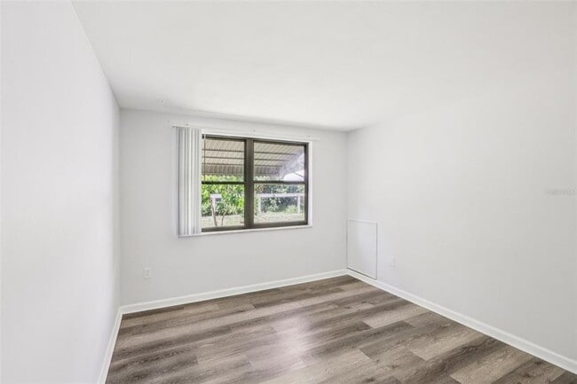 Building Photo - 4015 Litchfield Dr