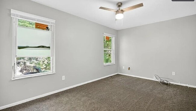 Building Photo - 9509 Pratt Ave