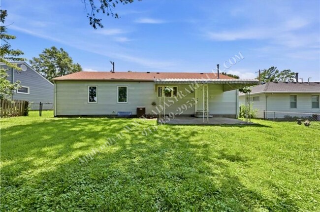Building Photo - Lovely Ranch in Lenexa-Coming SOON!!