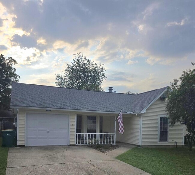 Primary Photo - 3016 Blue Pine Ln