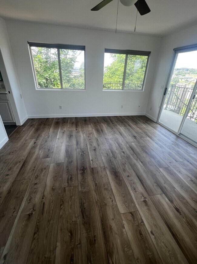 Building Photo - 11935 Sapota Dr