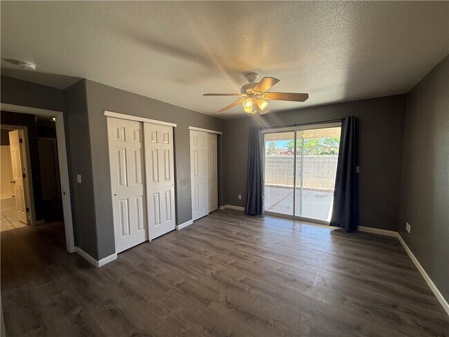 Building Photo - 2844 Lovin Ave