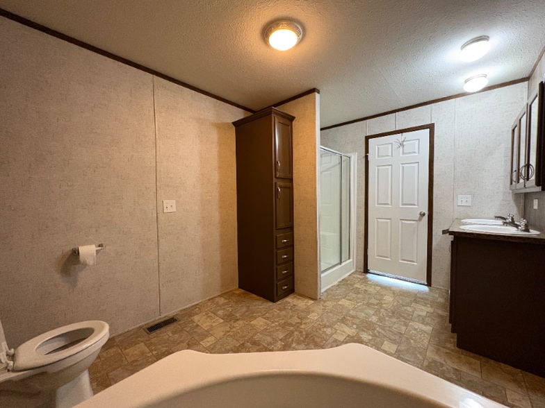 Building Photo - 377 Hunters Rill