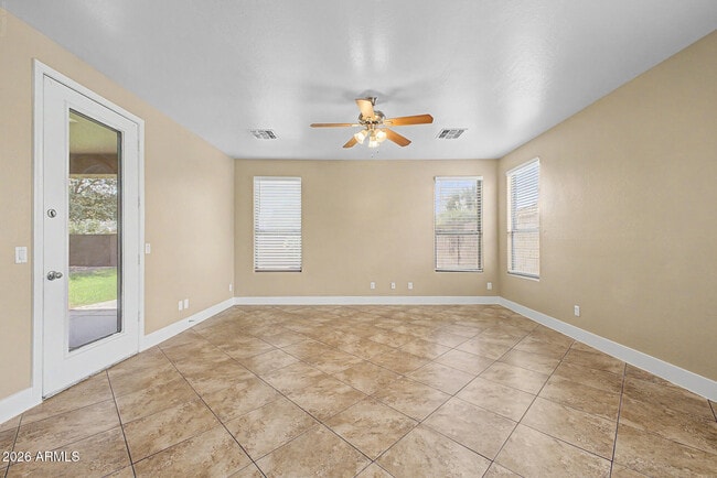 Building Photo - 40148 N Perrone St