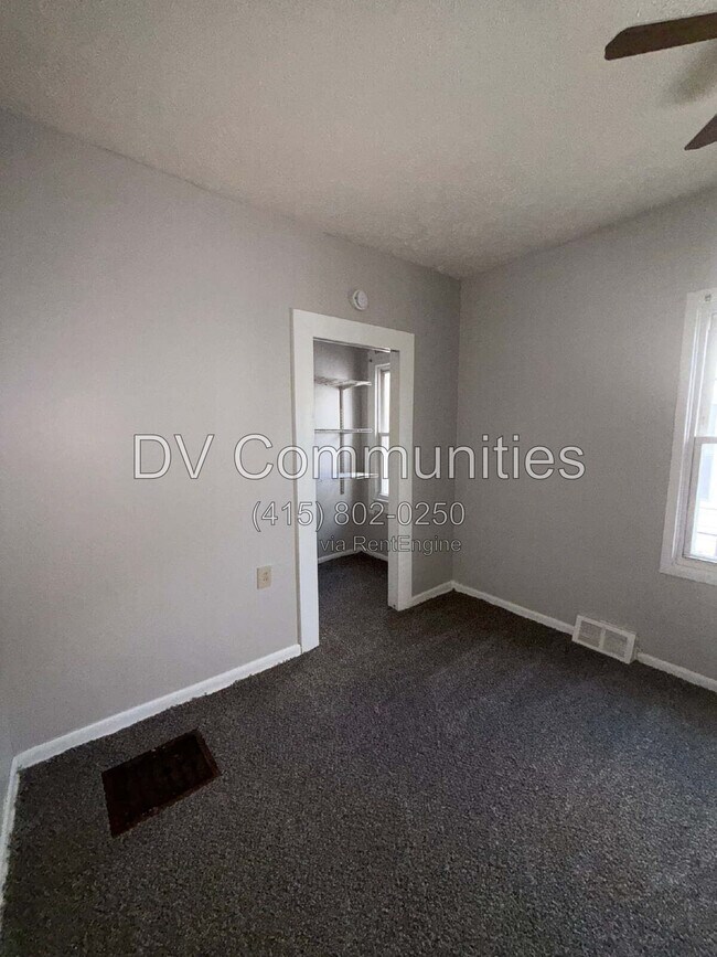 Building Photo - 3417 Storer Ave