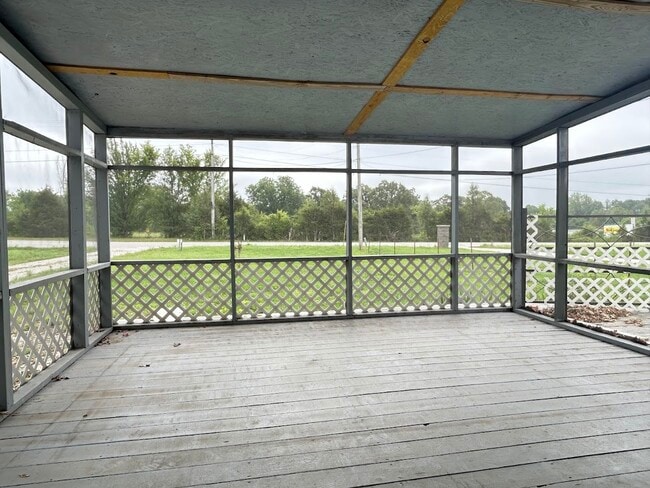 Building Photo - 17273 E Hwy 412