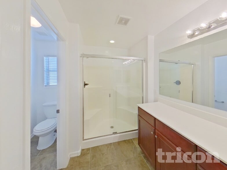 Building Photo - 451 S Hawes Rd