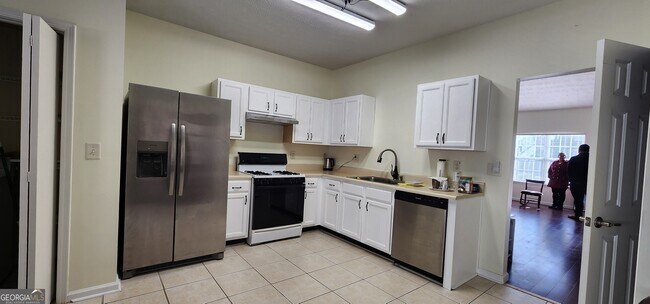 Building Photo - 3825 Jackson Shoals Ct SW