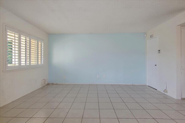 Building Photo - 16755 Parthenia St