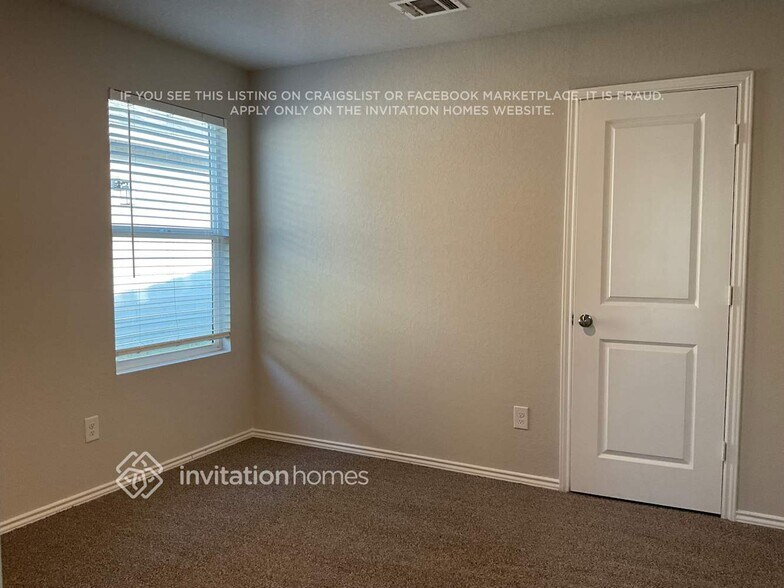 Building Photo - 14626 Calaveras Creek