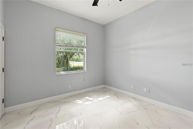 Building Photo - 10212 Hart Branch Cir