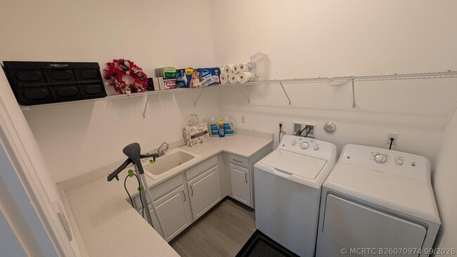 Building Photo - 5011 Beland Dr