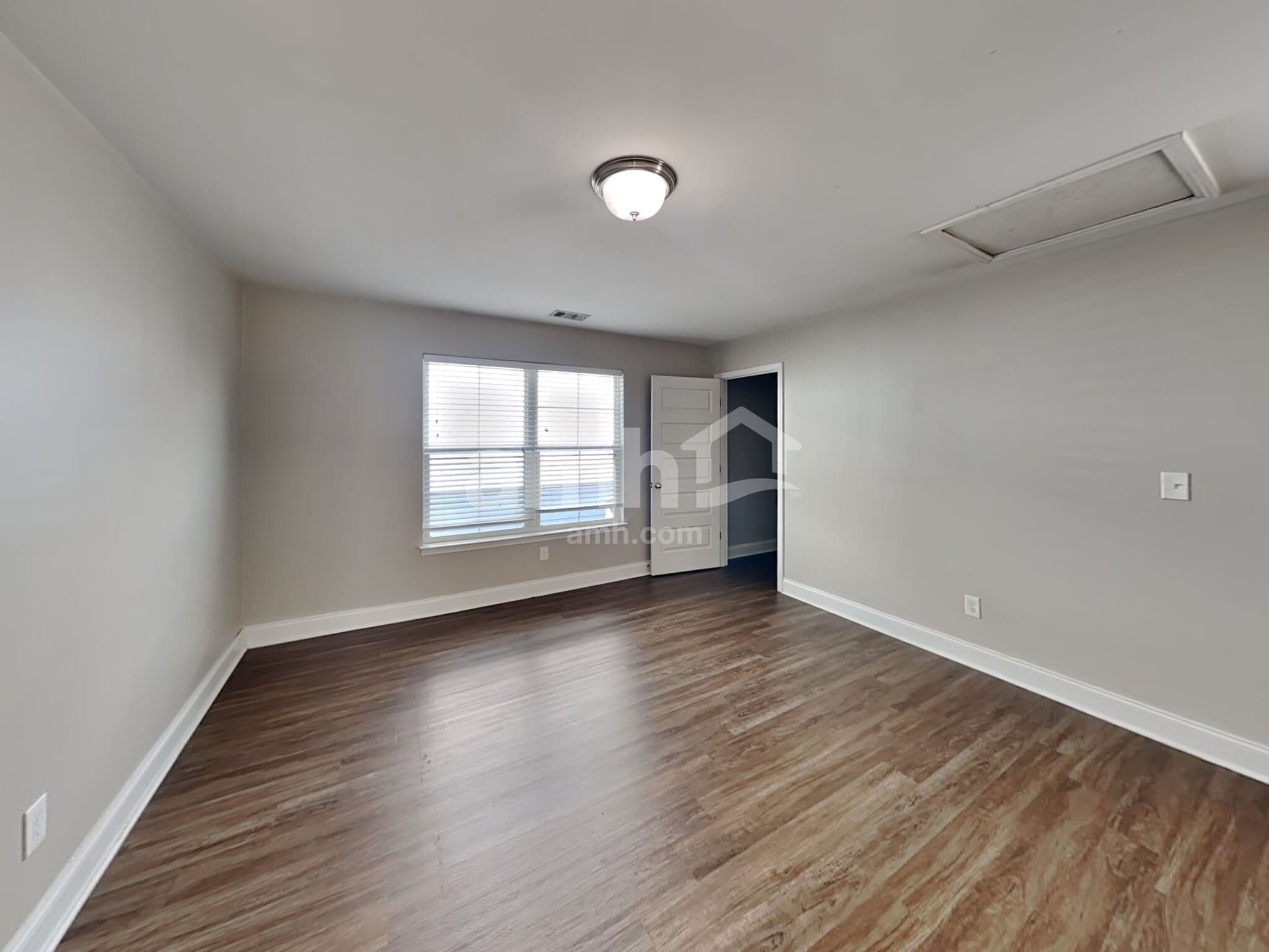 Building Photo - 5211 Tupelo St