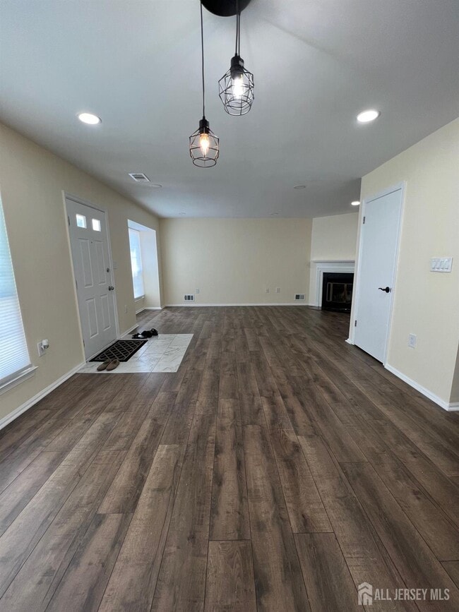 Building Photo - 436 Northam Dr