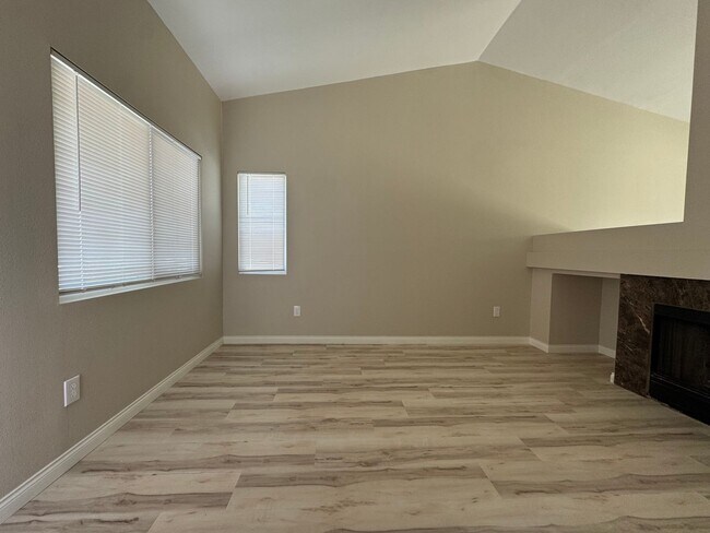 Building Photo - 25060 Steiner Dr