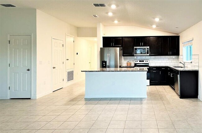 Building Photo - 3540 74th Ave Cir E